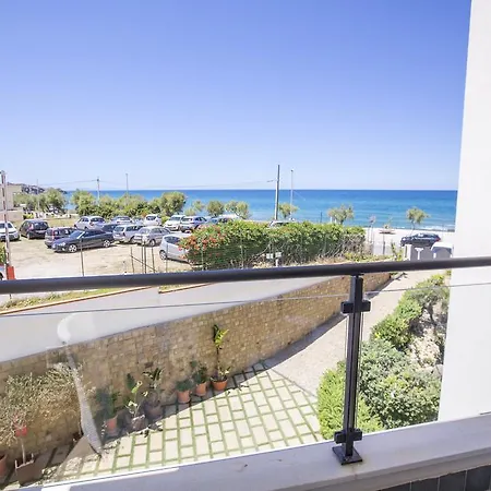 Sea Palace Hotel 5*