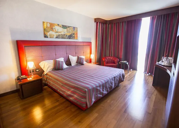 Hotell Sea Palace 5*