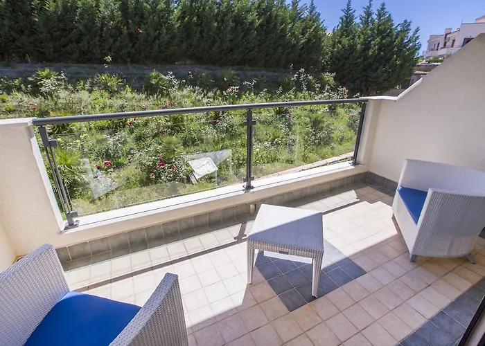 Sea Palace Hotell 5*