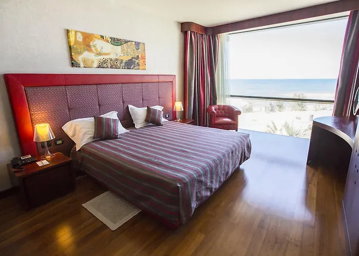 Hotell Sea Palace 5*