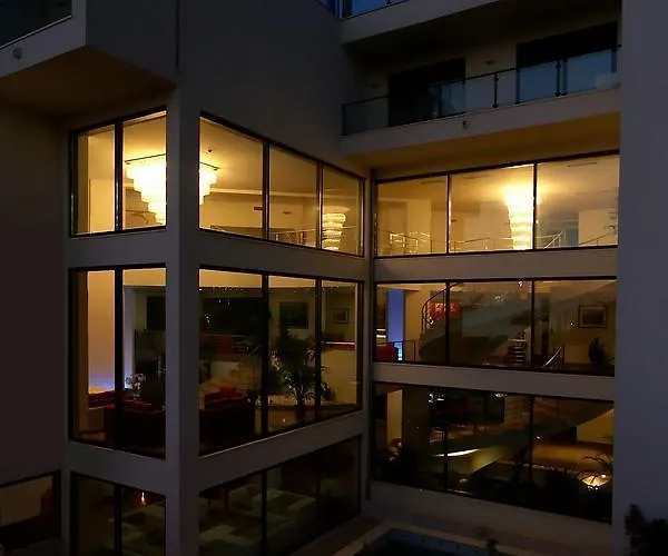 Hotell Sea Palace 5*