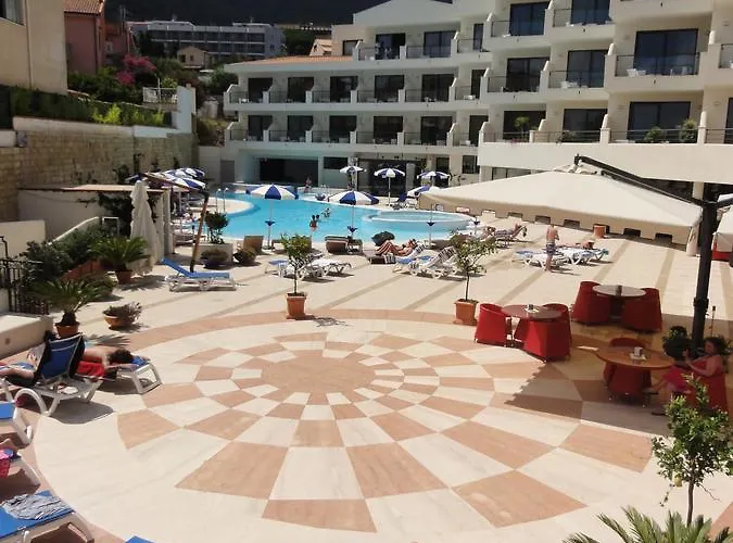 Sea Palace Hotell 5*