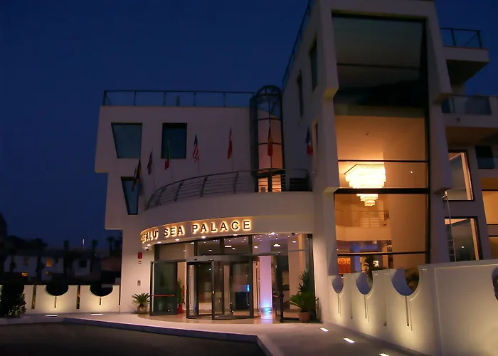 Hotell Sea Palace 5*